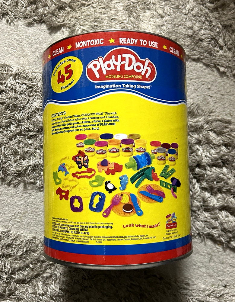 PlayDoh 45+ pc Set, NEW, SEALED