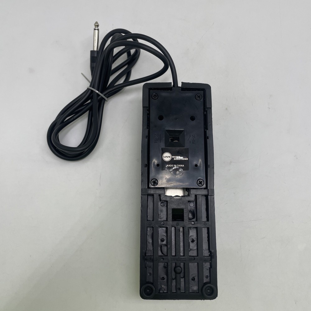 LIVE WIRE SOLUTIONS UNIVERSAL KEYBOARD SUSTAIN PEDAL