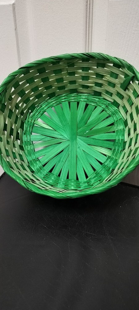 Green Wicker Oval Easter Basket with Handle Indoor Decorative