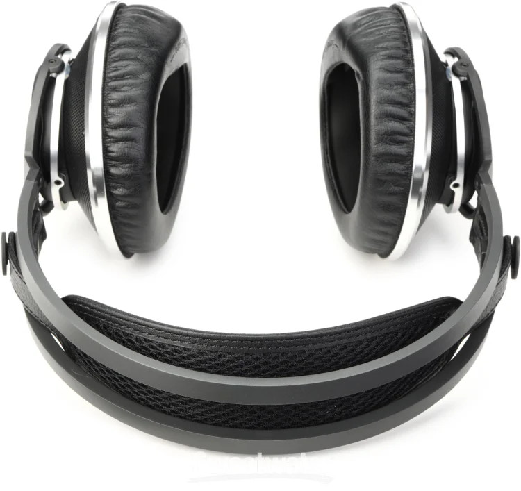 AKG K812 Open-back Reference Headphones