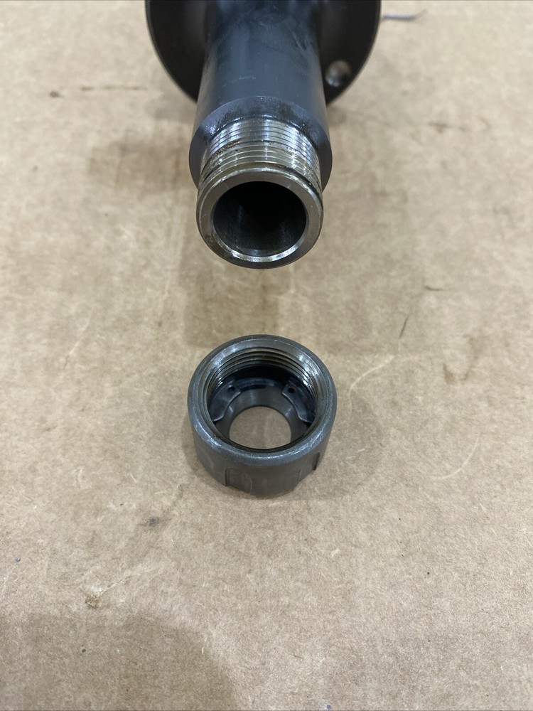 Command B4C5-0016 ER16 Collet Chuck Tool Holder 4-1/2" Projection BT40
