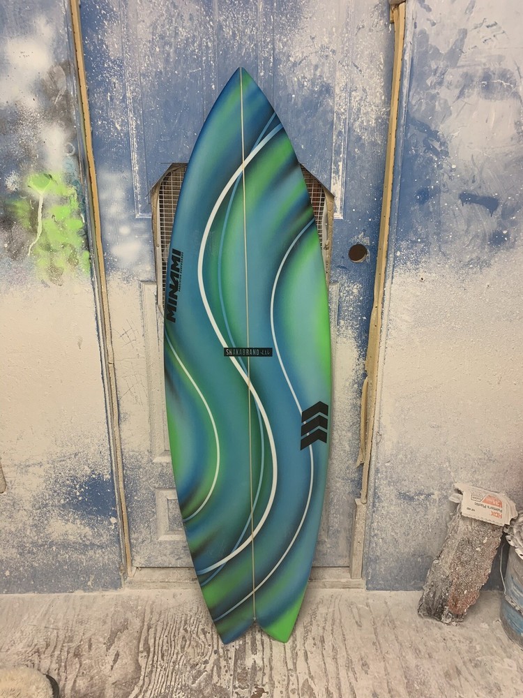 Minami surfboard