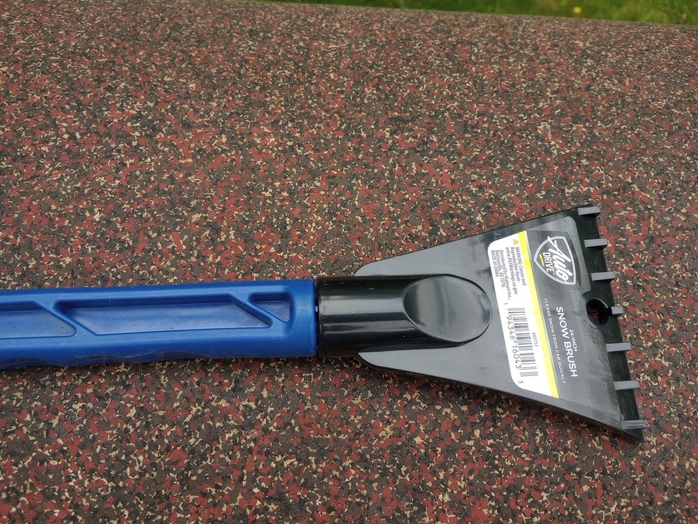 24in Snow Brush And Ice Scraper