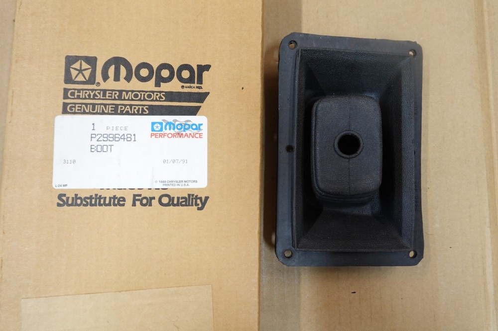 NEW MOPAR PERFORMANCE 1967 TO 1976 A BODY SHIFT BOOT.