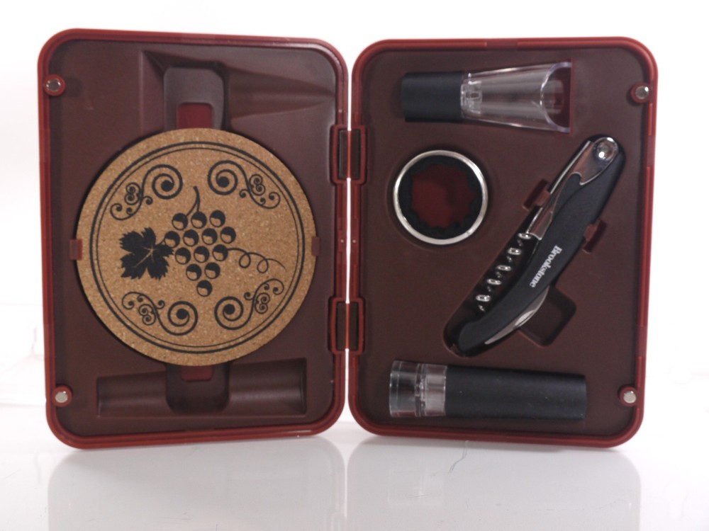 2 Brookstone Compact Wine Accessories 9PCS Kit NO CLEAR BOX