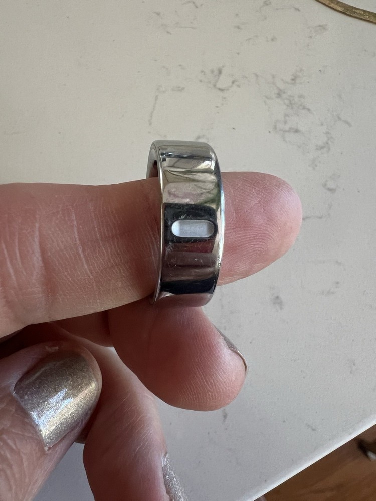 Oura Ring Gen 4 Silver Size 9 Smart Activity Sleep Tracker Mint Condition