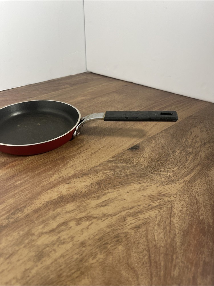 5.5” Small Red Pan