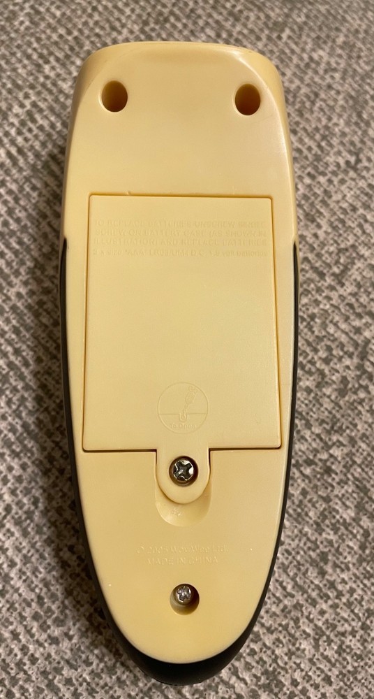 WowWee Robopet 2005 Full Function Interactive Control Dog with Remote - Tested