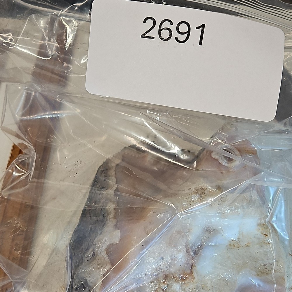 Moroccan Agate , beautiful color and pattern. 2LBS 7.6OZ.