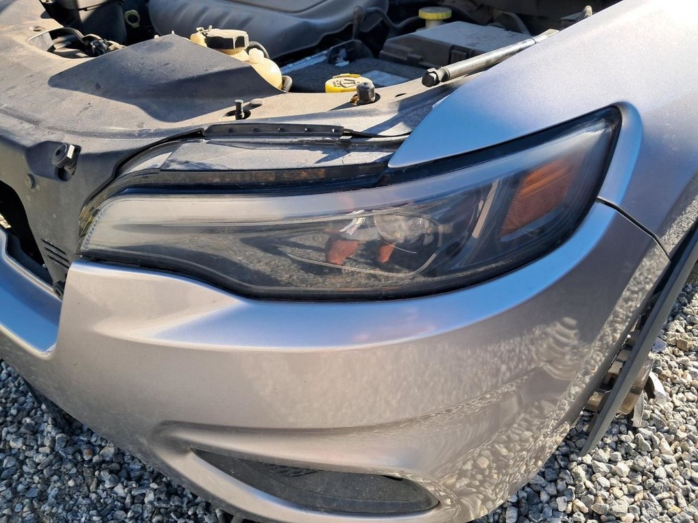 CHEROKEE 2019 Glove Box 4835204