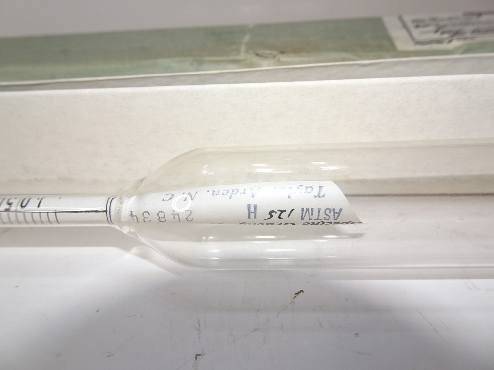 VINTAGE TAYLOR HYDROMETER SPECIFIC GRAVITY ASTM No. 125H *