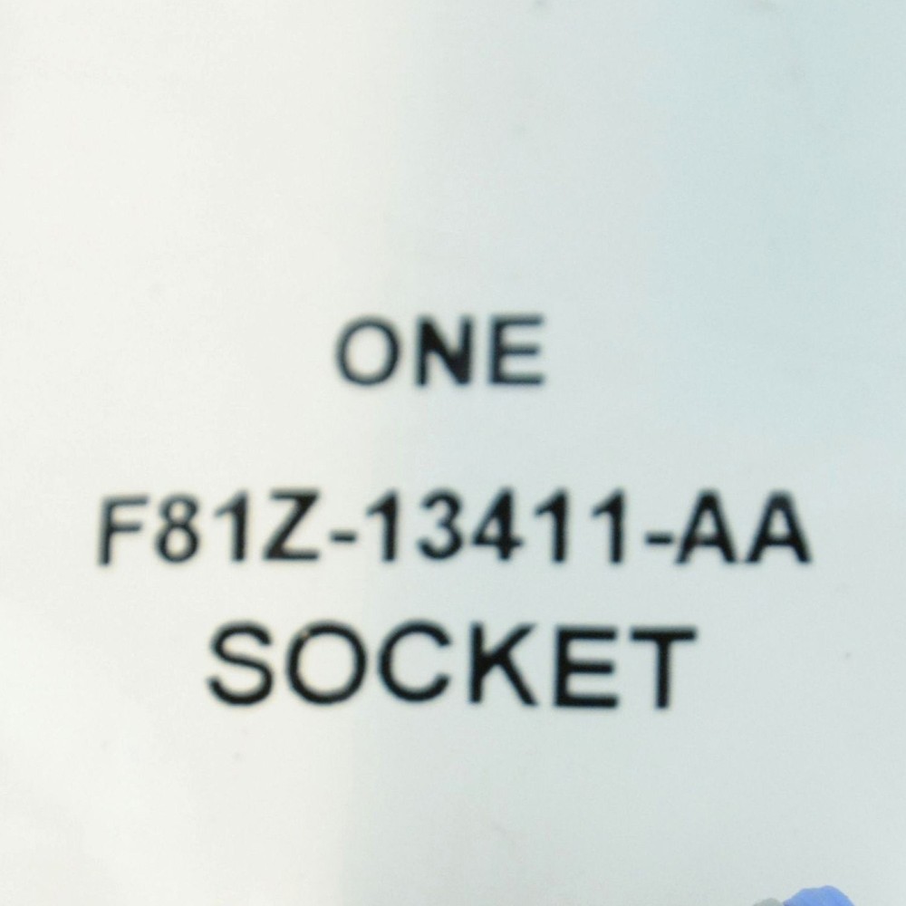 DIY Solutions LHT08305 Parking Light Bulb Socket