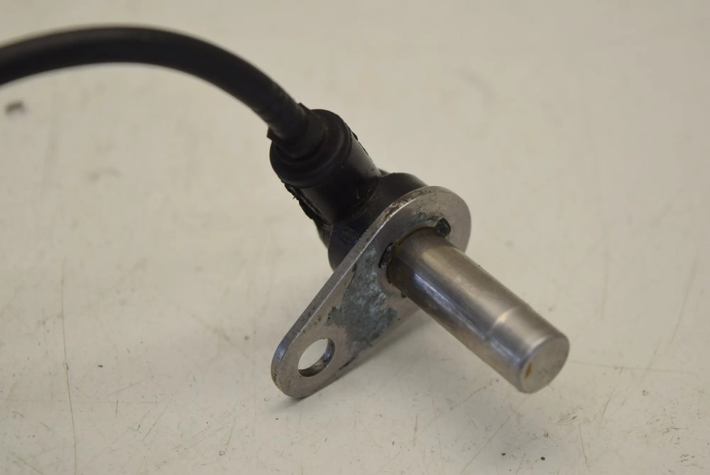 YAMAHA YZF-R7 RM39 2021 - Front ABS sensor switch