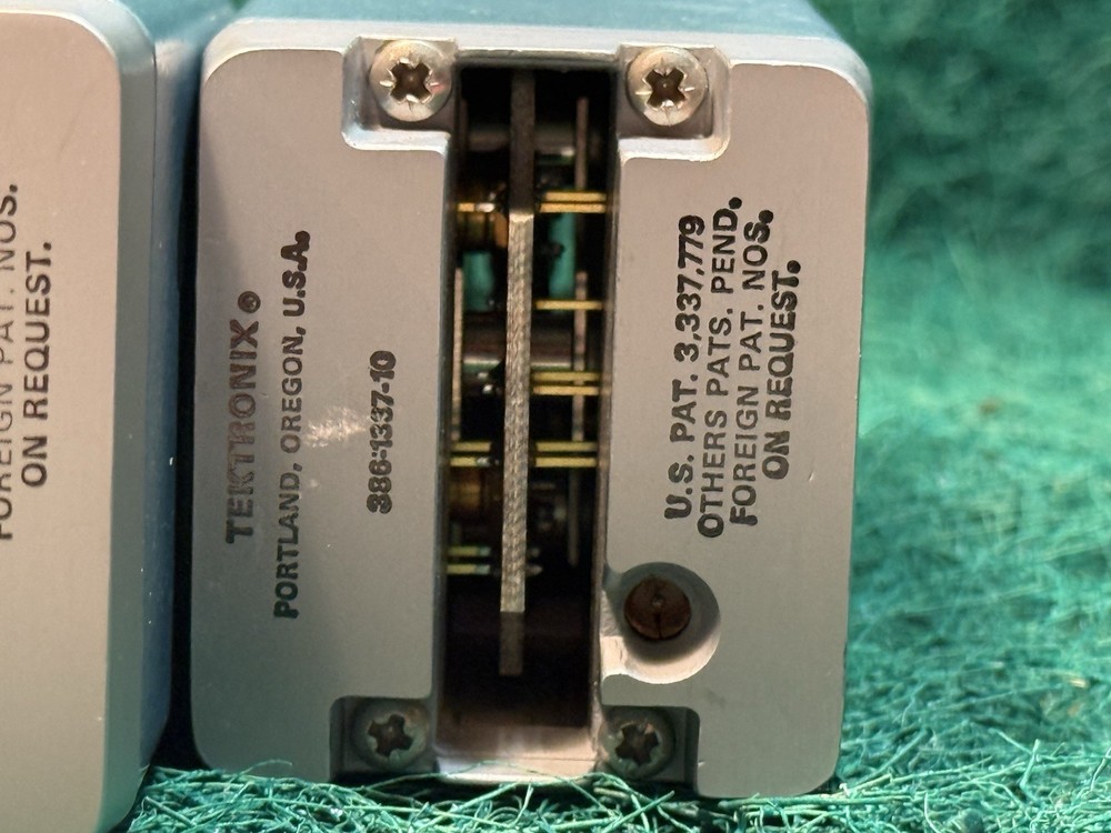 TEKTRONIX 386-1337-10 OSCILLOSCOPE PROBE SAMPLING HEAD TYPE S-2