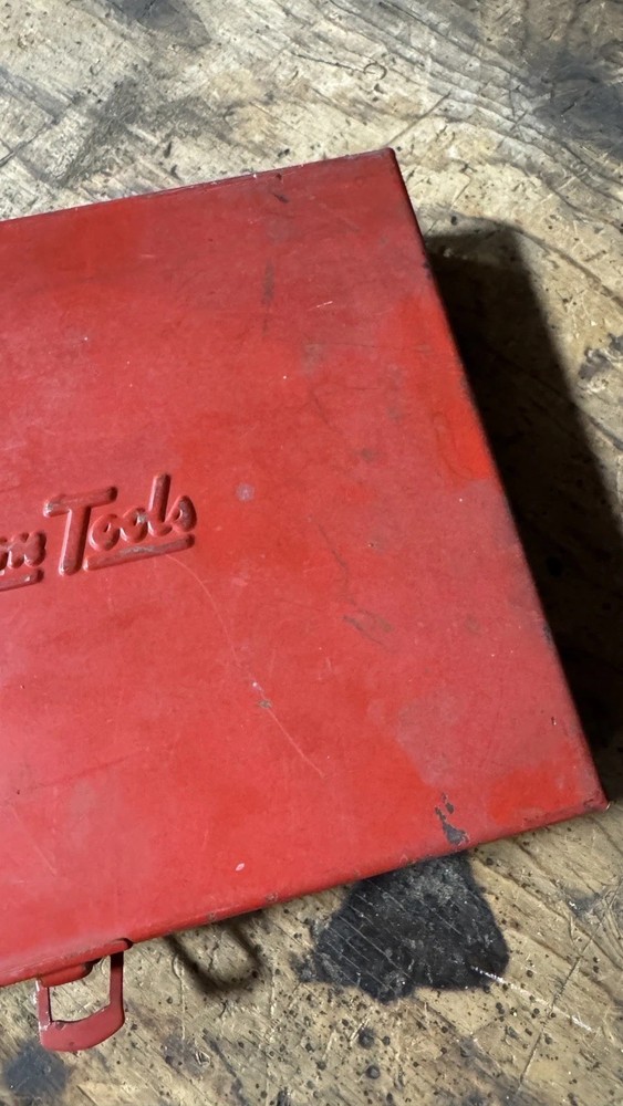 Vintage Snap On Tools KRW-140 Metal Case