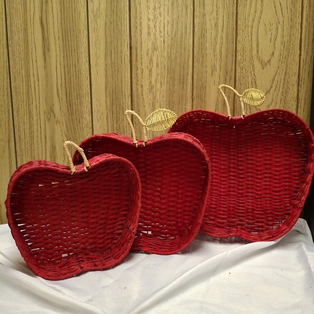 Set of 3 red apple shaped nesting woven baskets Small Medium Large