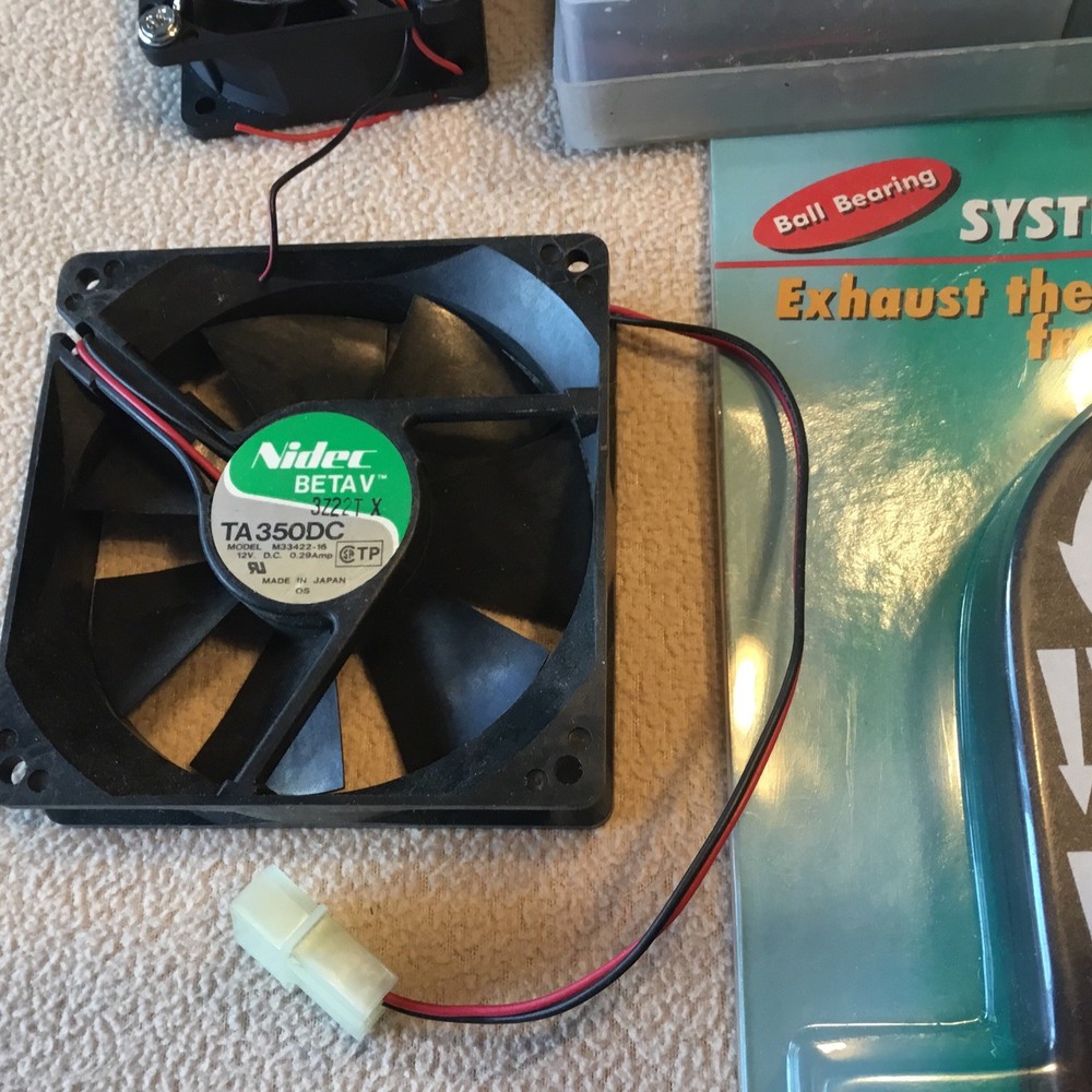 VTG PC Computer Items Fans - Card Reader - Blowers- Plus.