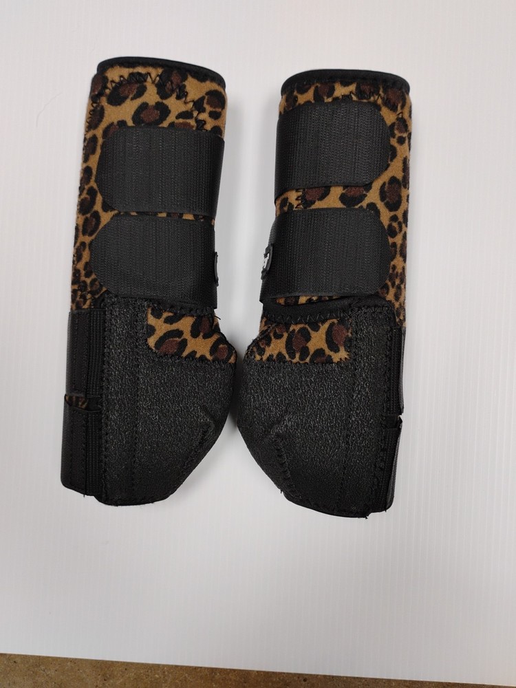 New In Package Classic Legacy CLS102 Front Boots Cheetah/Leopard Medium