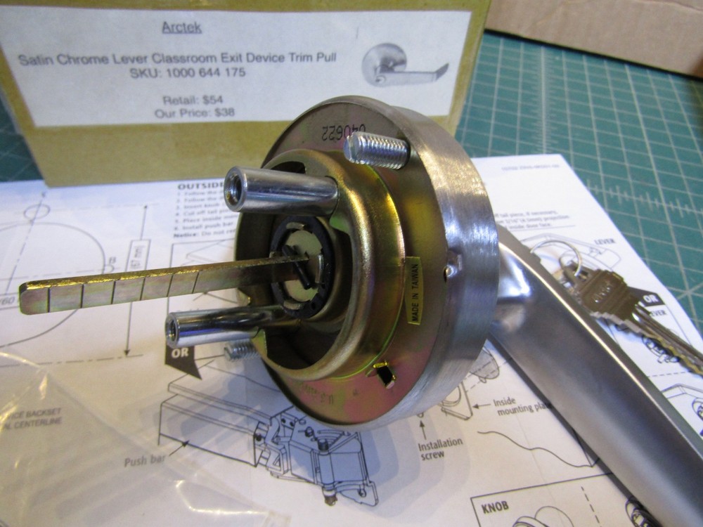 1 – Arctek 80LC Satin Chrome Lever Classroom Exit Device Trim Pull 1000 644 175.