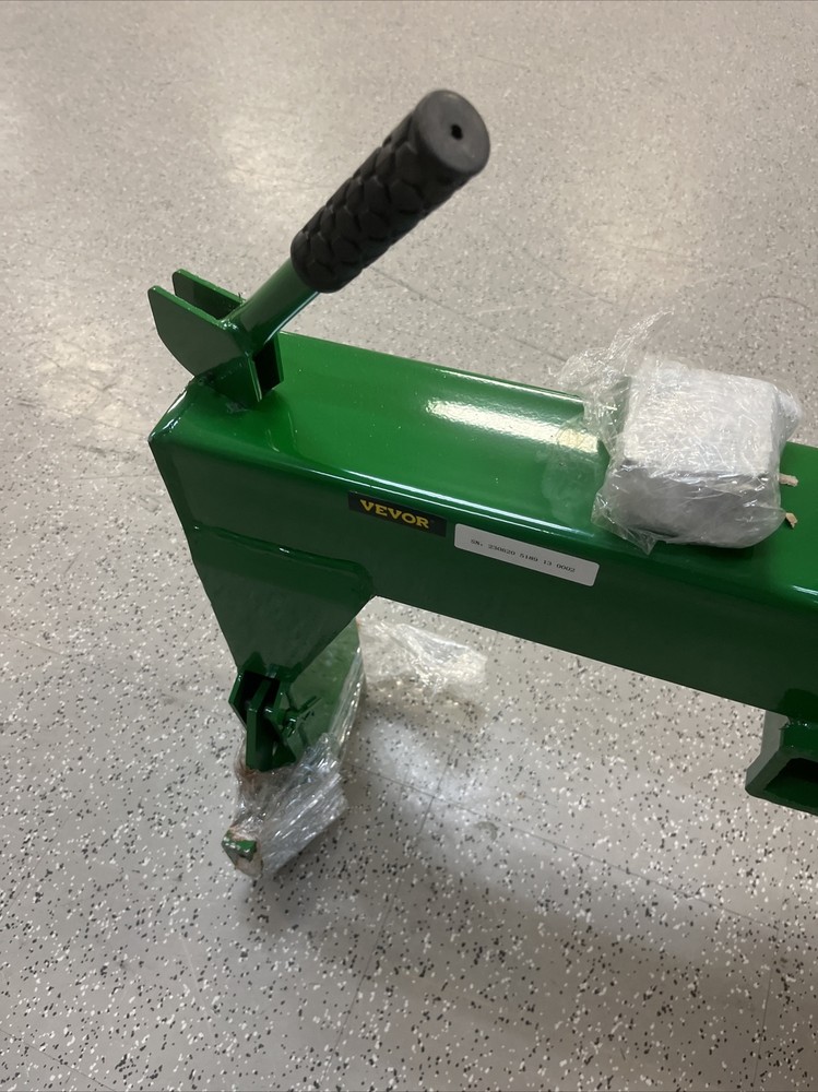 VEVOR TRACTOR Attachment ** See Pics For Item**