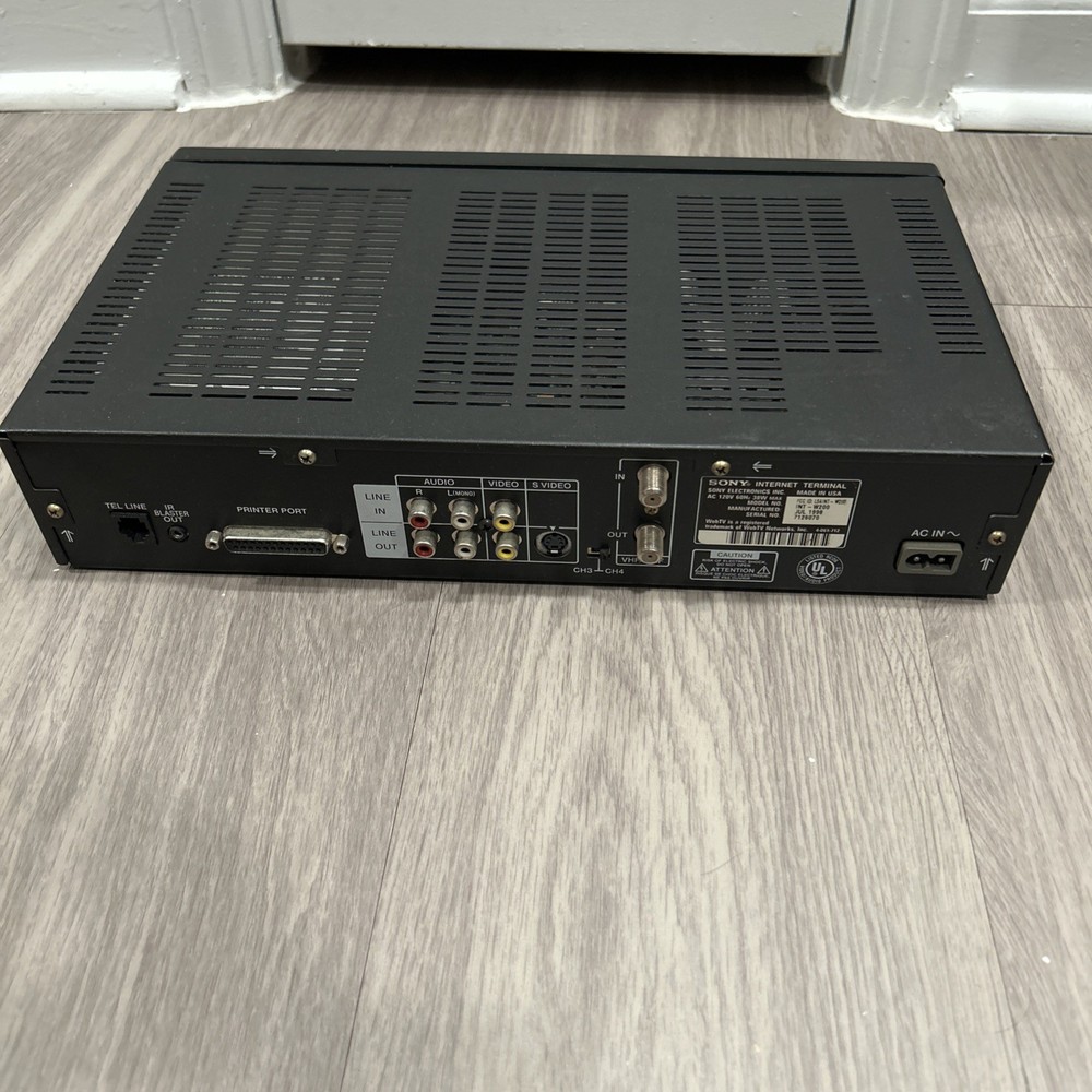 Sony WEBTV INT-W200 Console, Keyboard