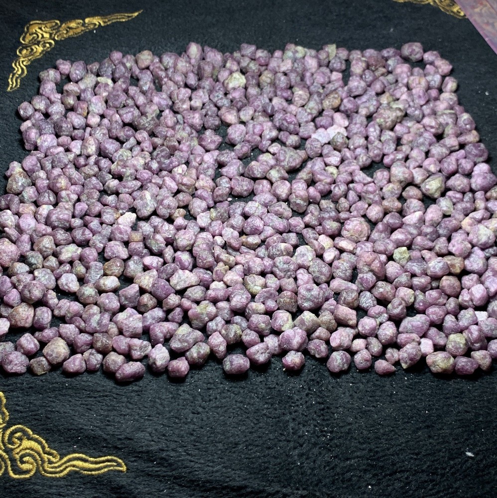 5-kg Crystal Type Rough Ruby Corundum From Africa Mine