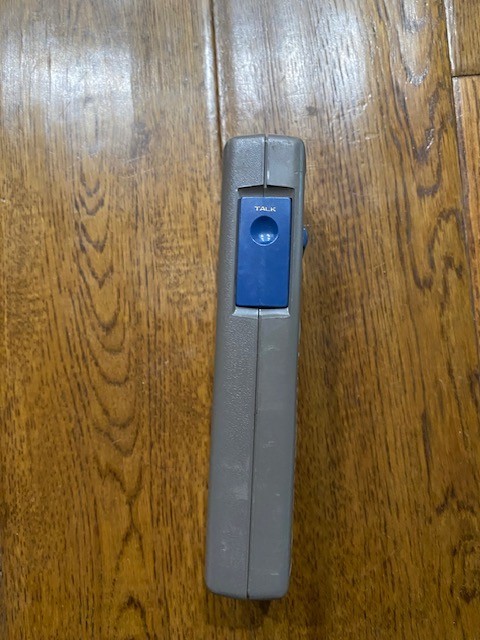 Midland 40 Channel Emergency CB Transceiver, Hand Held, Model 77-909 Untested