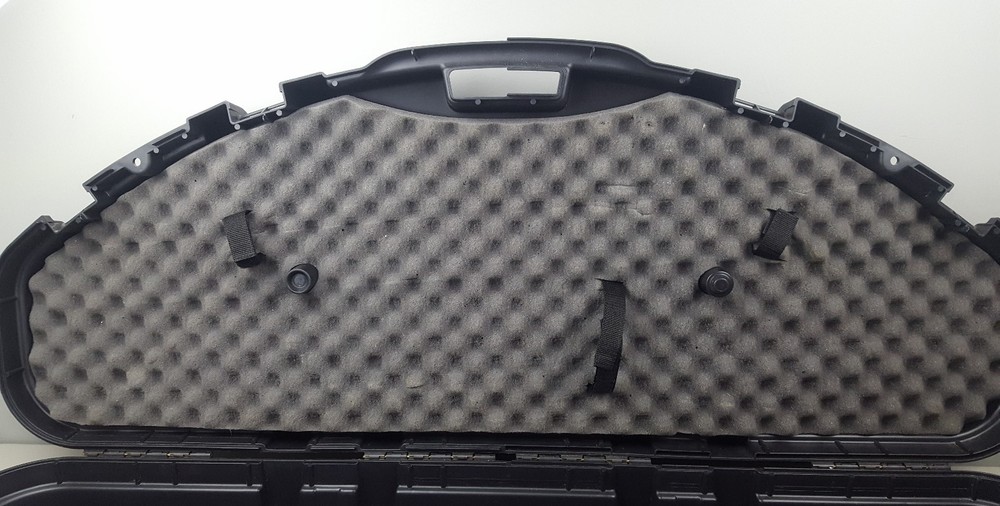 Plano Protector Series PillarLock black Compact Bow & Arrow Case model # 1111-00