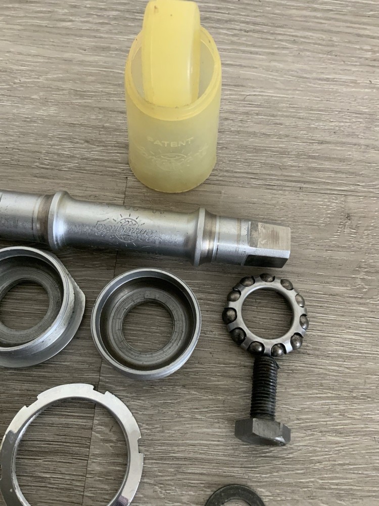 CAMPAGNOLO RECORD BOTTOM BRACKET 68-112 MM BRITISH THREADING