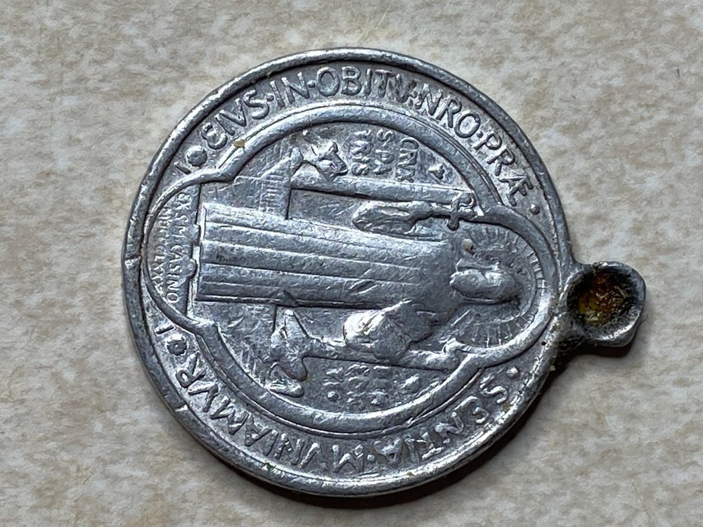 Religious Pendant Token T8777