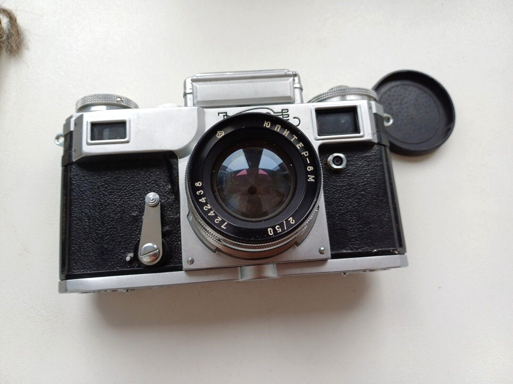 RUSSIAN USSR "KIEV" CAMERA