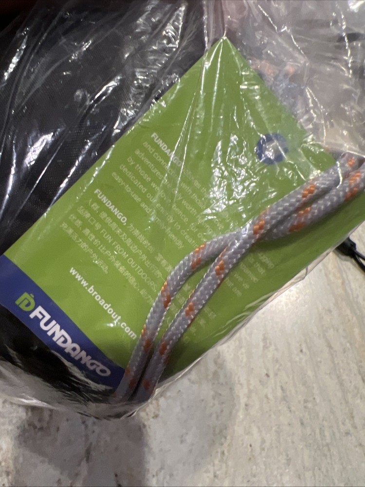 Fundango Sleeping Bag-Warm 200 NWT