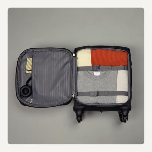 AMAZON BASICS LUGGAGE 18" SMALL CARRY-ON SOFTSIDE SUITCASE WITH WHEELS - BLACK