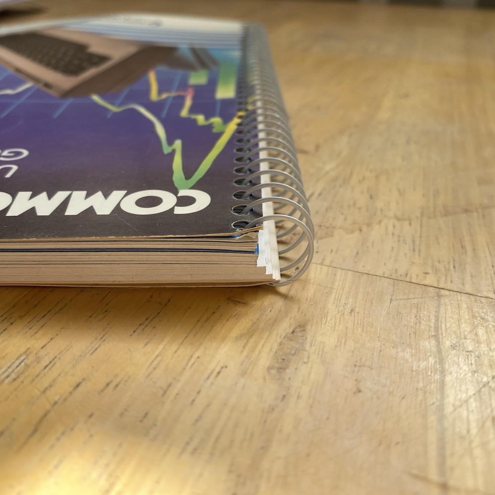 EXCELLENT CONDITION Vintage Commodore 64 User's Guide Book First Edition 1984