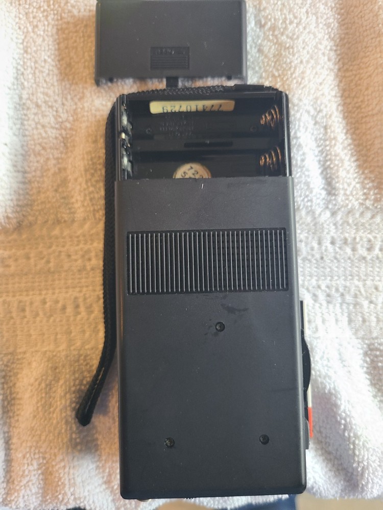 Sanyo M5495 Microcassette Recorder