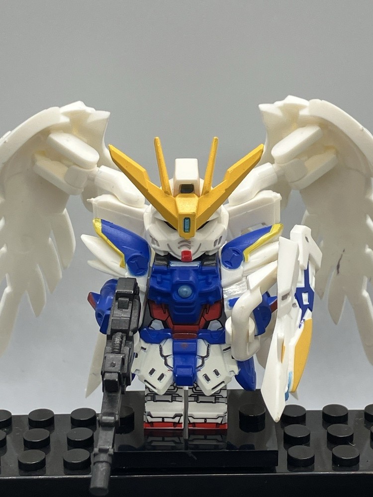 Custom Gundam Wing Mini Figure