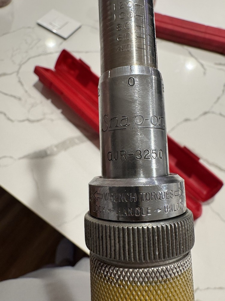 SnapOn Click-Type Fixed Head Torque Wrench