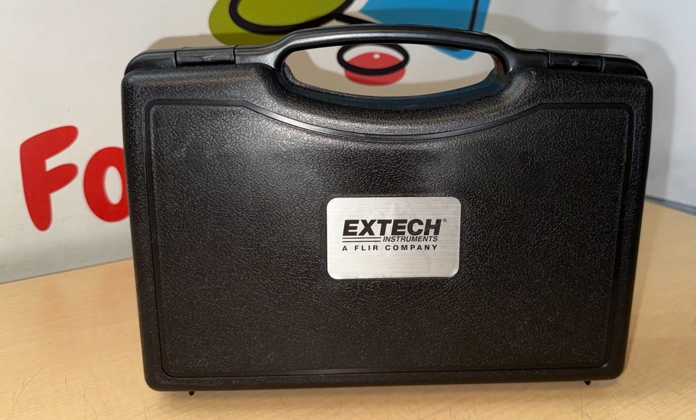 Extech HD400  Heavy Duty Light Meter with Accessories w/Case