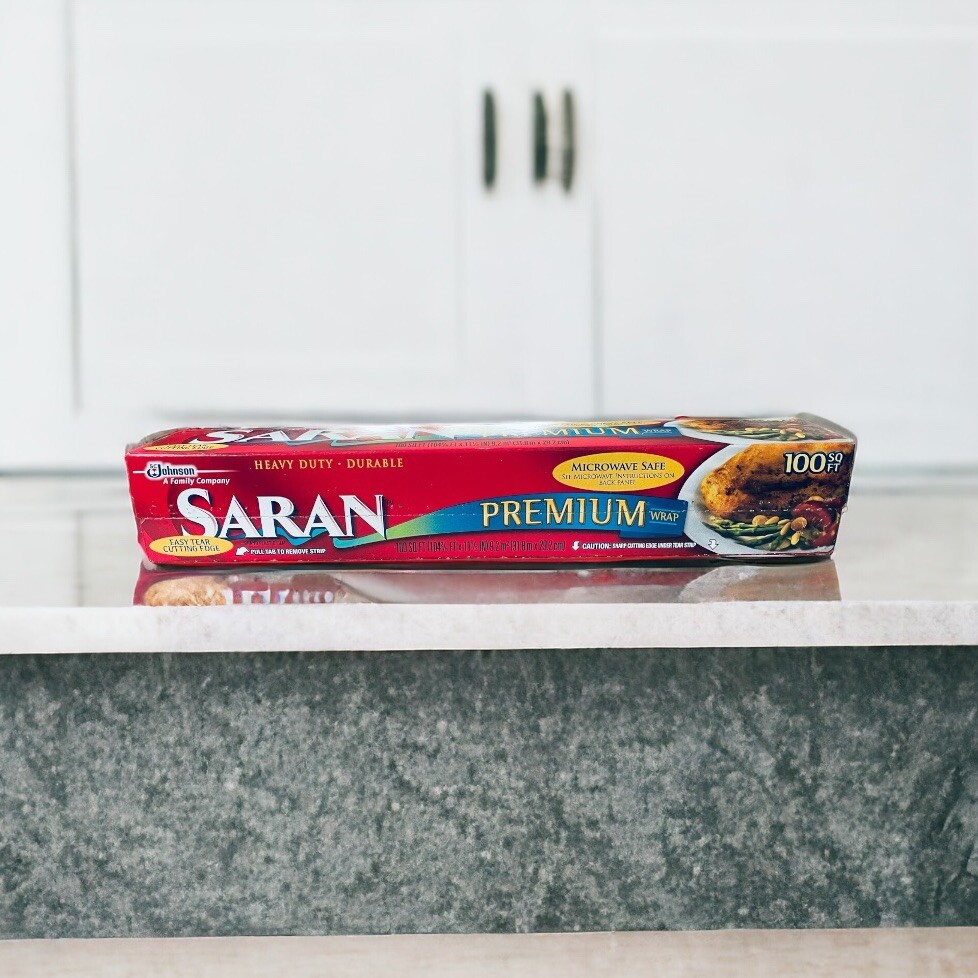 Saran Premium Wrap 100ft Roll NEW UNOPENED 2011