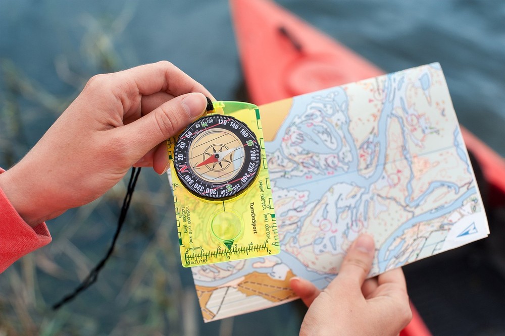 Orienteering Compass Hiking Backpacking Compass Advanced Scout Compass for ...