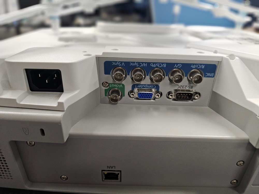 Epson PowerLite 4100 Projector H380A