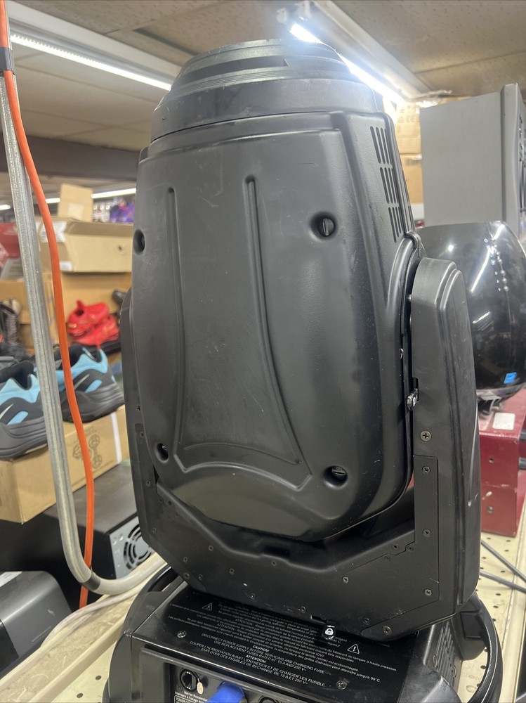 Robin Pointe ￼RNS2 Robe Navigation System 2 Moving Head Light