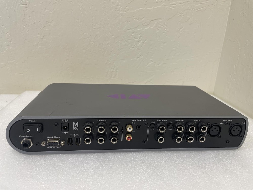AVID MBOX PRO, NO CABLES, SEE KNOB CONDITION
