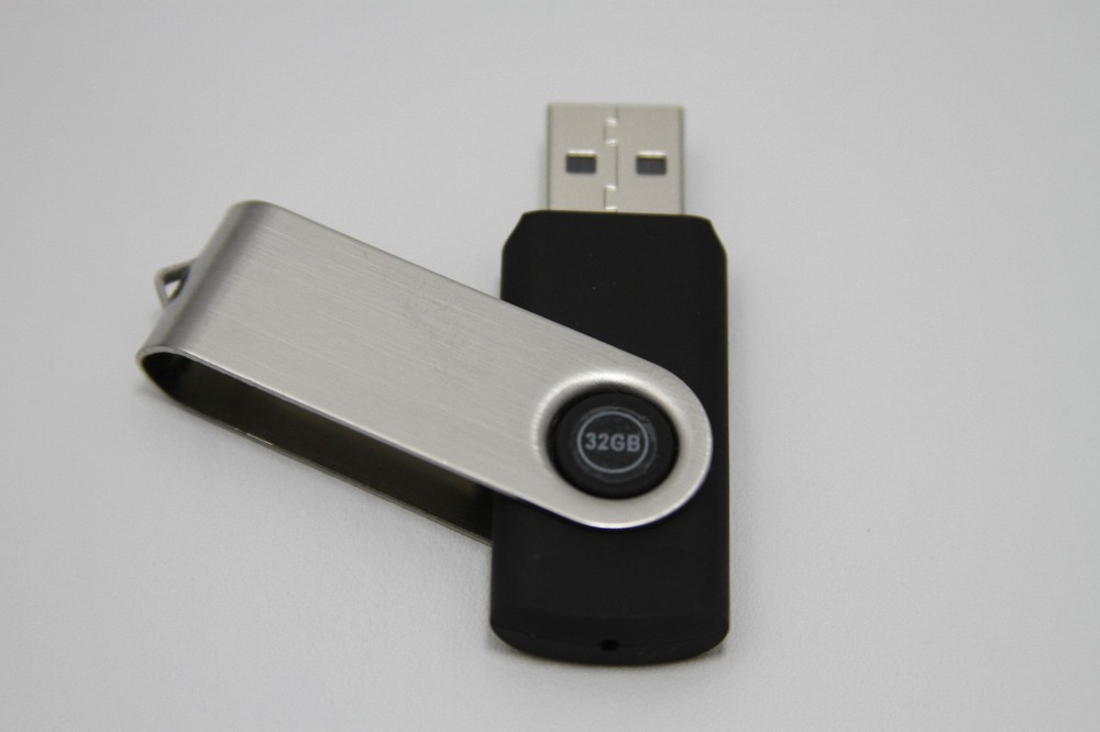 USB Flash Drive 32GB - Unbranded - USB 2.0 - FAT32 Format for Multimedia