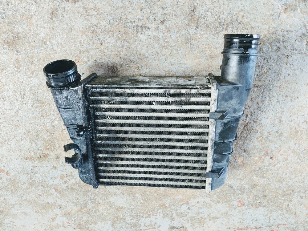 AUDI A4 B7 2.0 TDI INTERCOOLER CORE 8E0145805 2004 - 2008 & SENSOR 0281002401