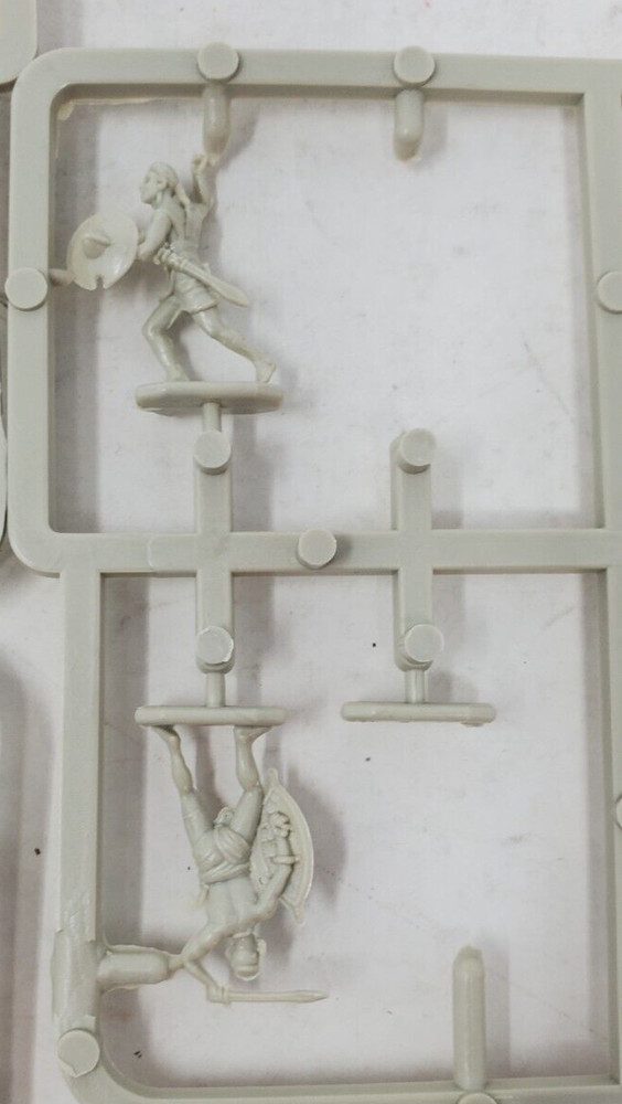 Waterloo 1815 - Dervish Infantry Figures Plastic 1:48 1"