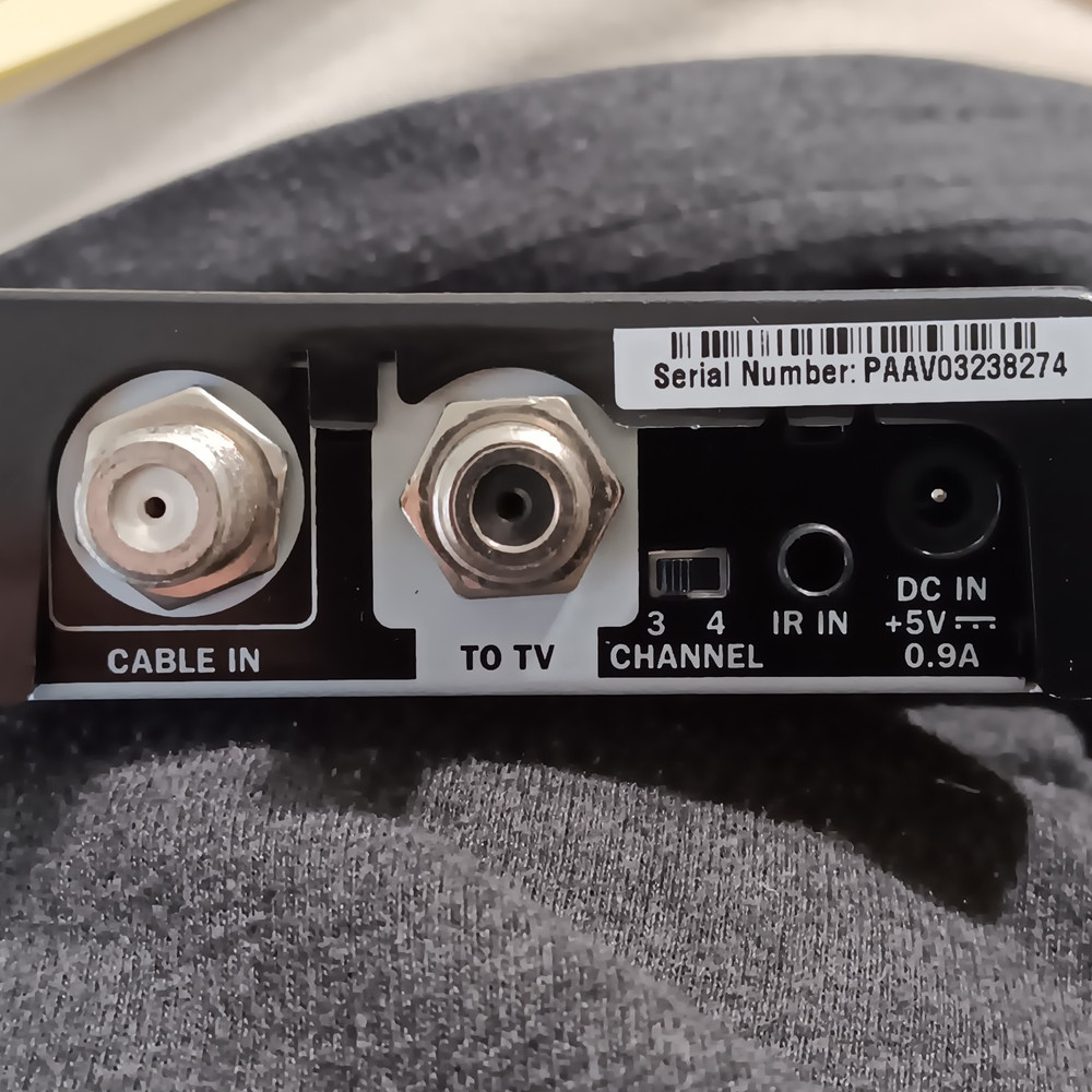 Comcast Digital Transport Adaptor Kit Model # DC5oXu