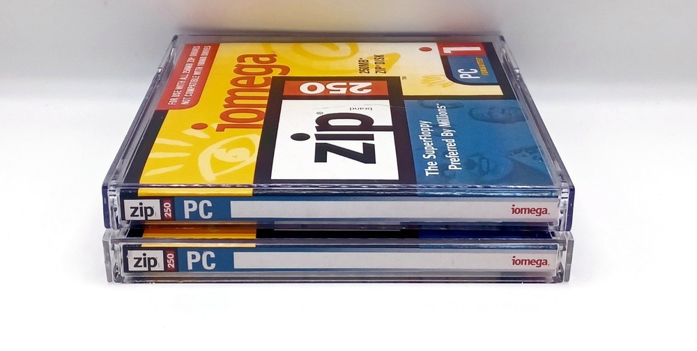 Iomega Zip 250 Disk The Super Floppy PC Formatted Computer Storage Share 2 Pack
