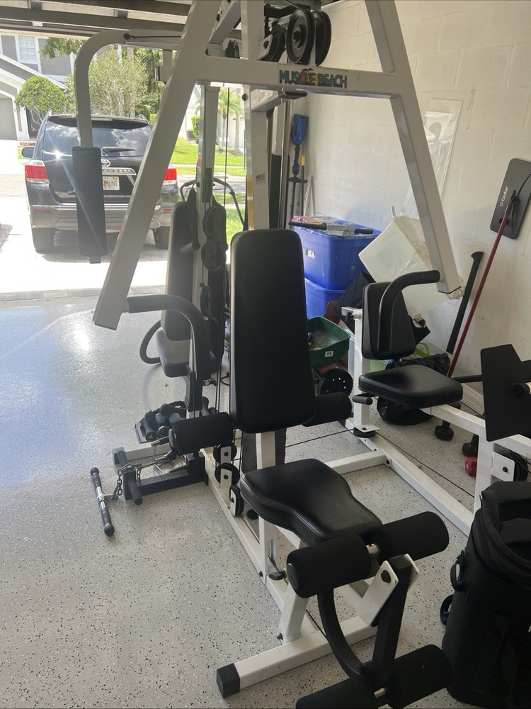 Muscle Beach Universal Gym