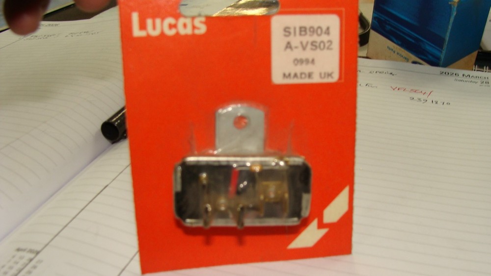 LUCAS DASH VOLTAGE REGULATOR SIB904